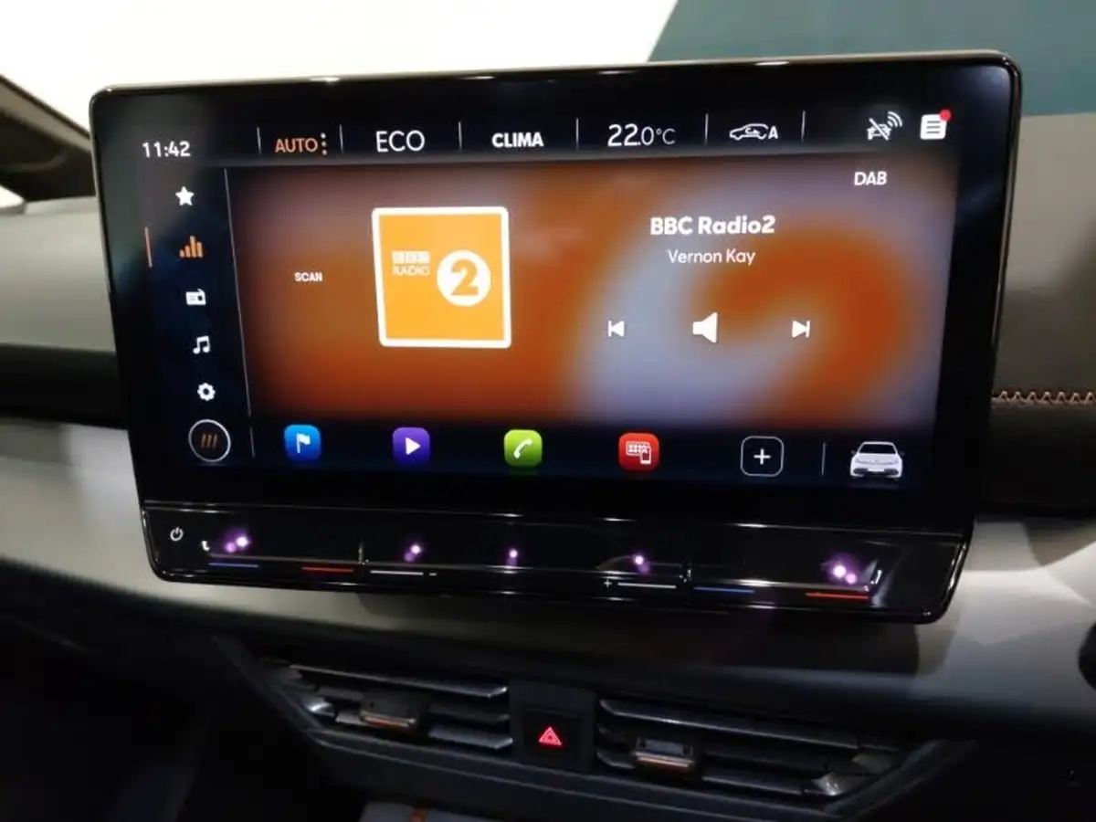 2023-cupra-born-e-v1-204ps-big-10