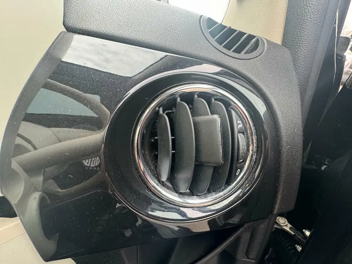 2018-fiat-500-12-lounge-big-42