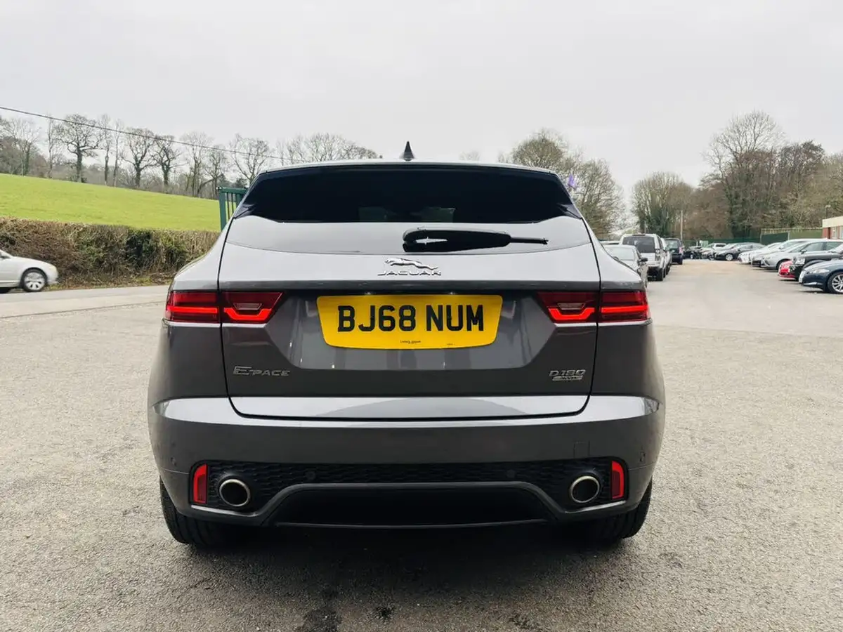 2018-jaguar-e-pace-20-i4d-r-dynamic-s-180ps-awd-ss-auto-big-1