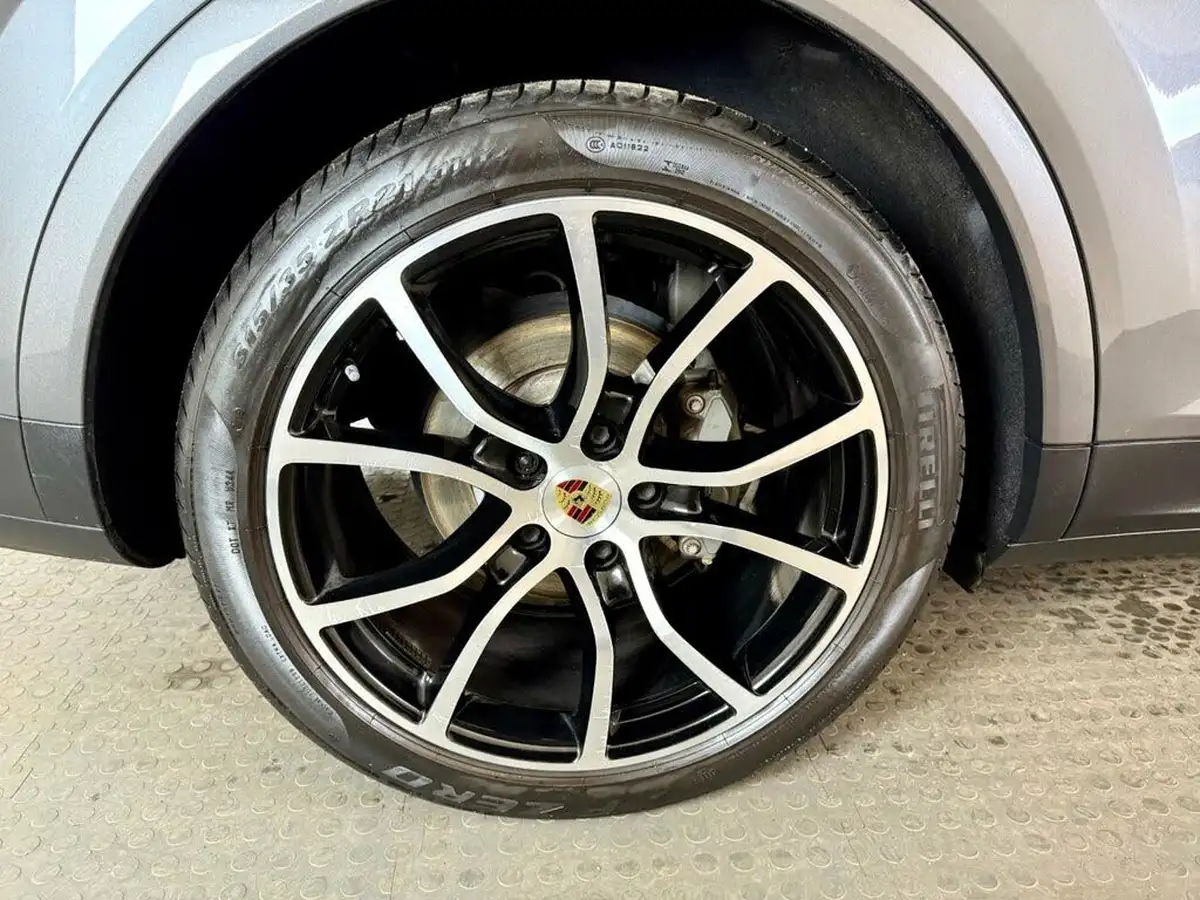 2019-porsche-cayenne-30-v6-s-big-34