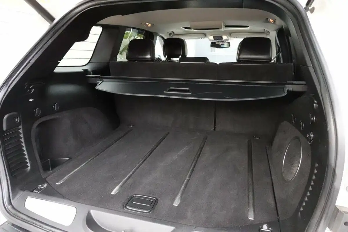 2013-jeep-grand-cherokee-30crd-overland-v6-auto-big-37