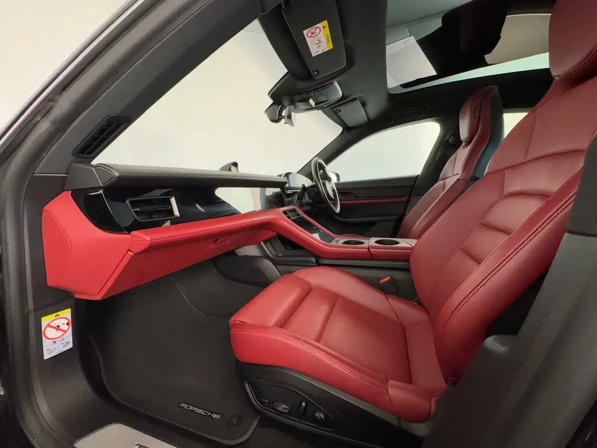 2021-porsche-taycan-e-4s-571ps-performance-battery-plus-big-11