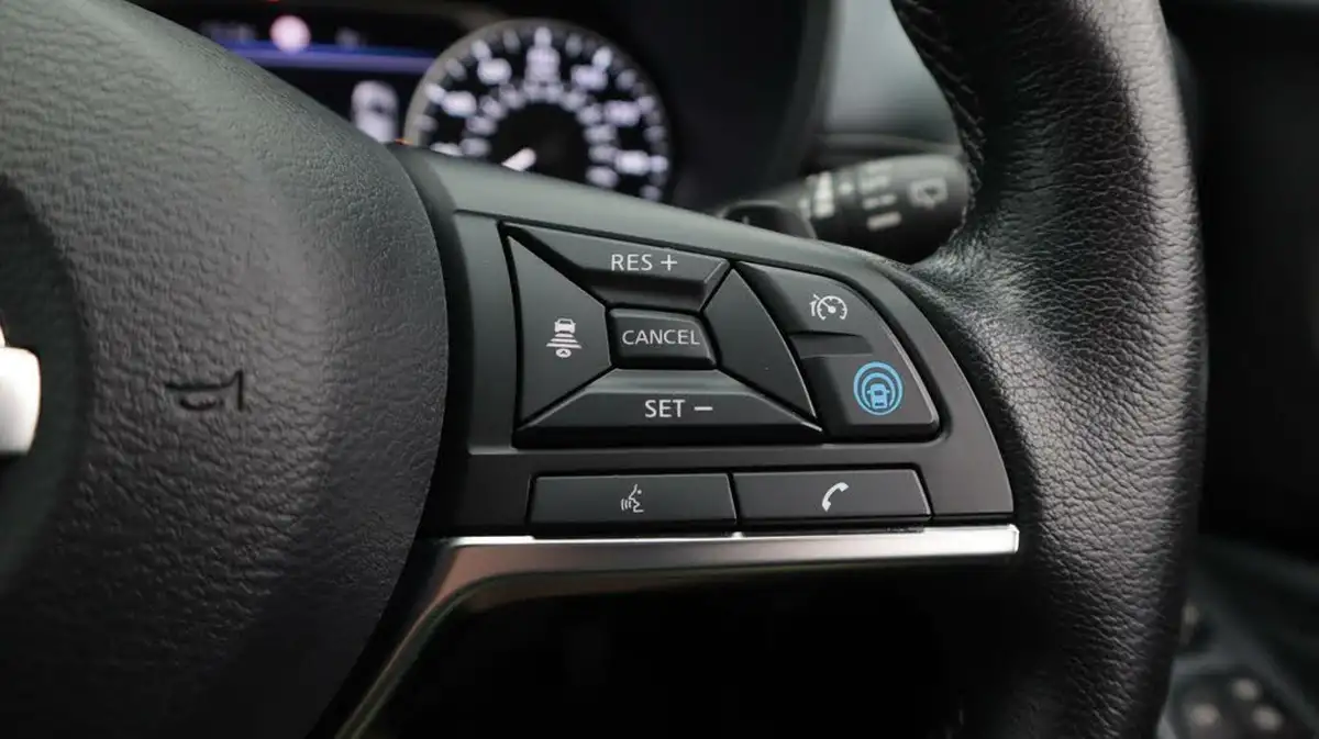 2020-nissan-juke-10-dig-t-tekna-117ps-dct-big-34