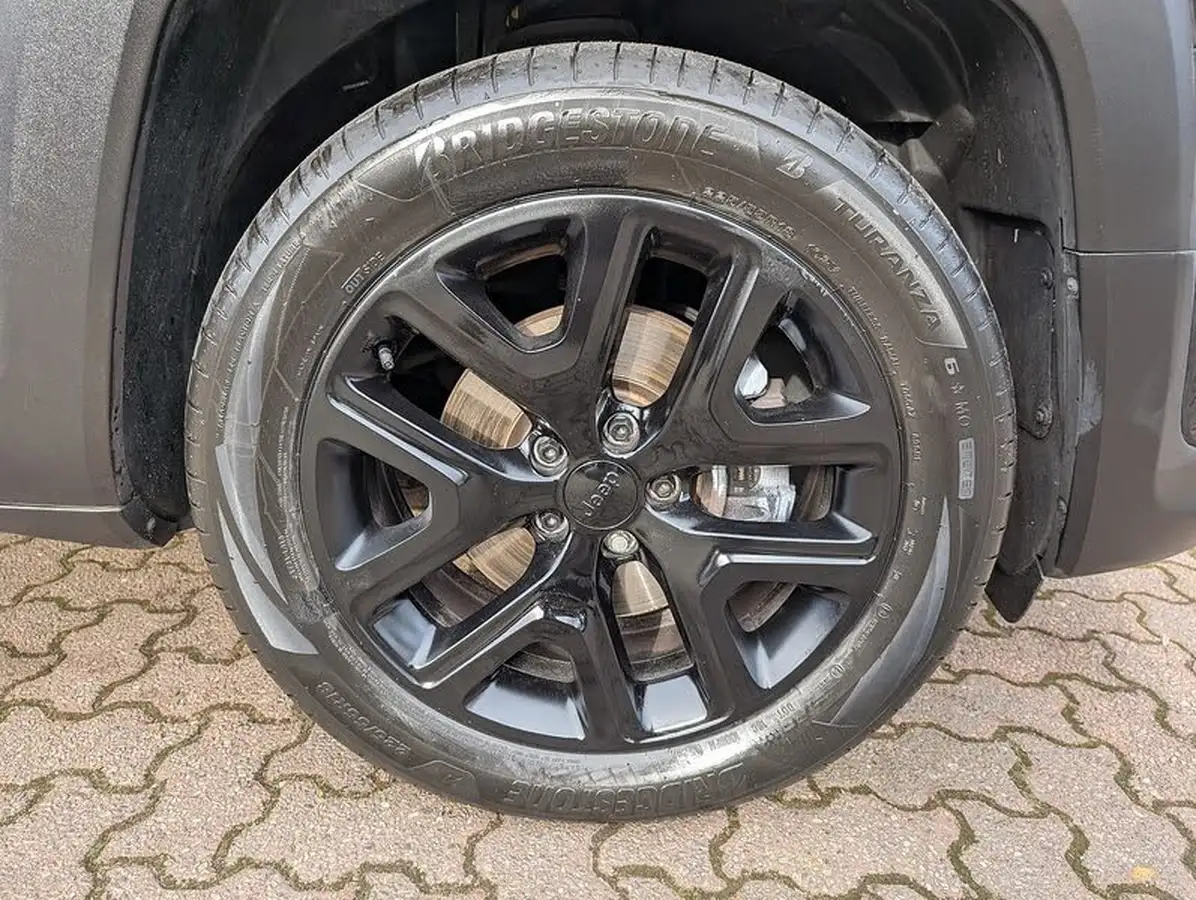 2021-jeep-renegade-13-gse-night-eagle-big-48