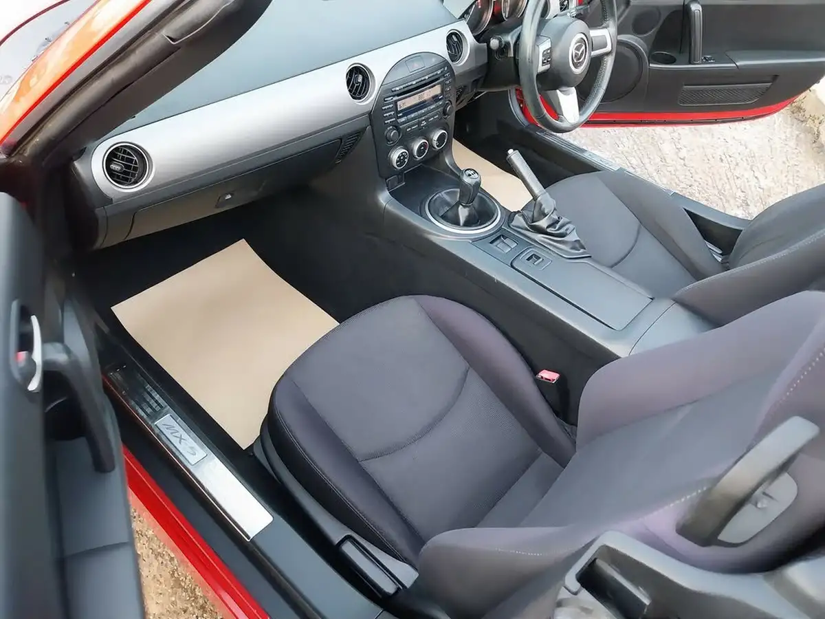 2010-mazda-mx-5-18-se-126ps-big-13