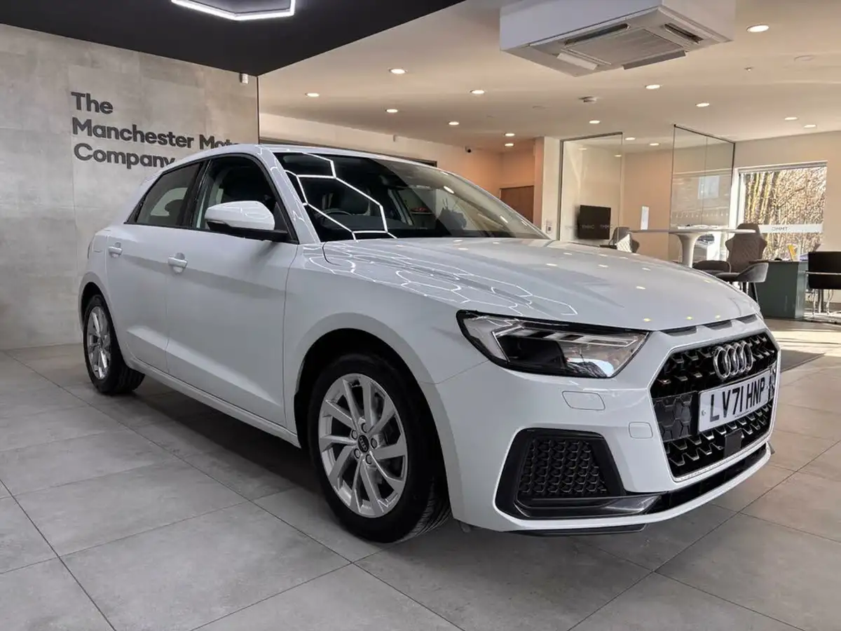 2021-audi-a1-15-35-tfsi-sport-big-3