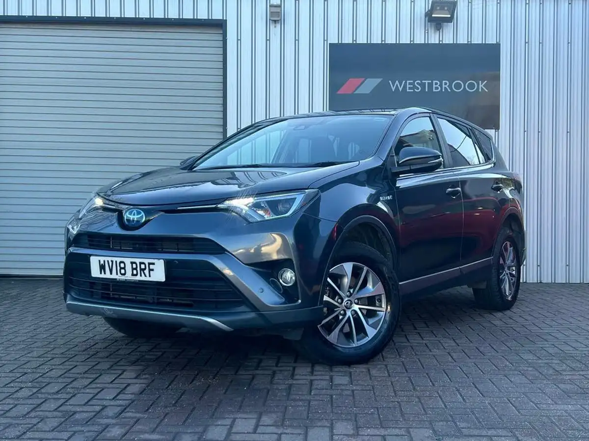 2018-toyota-rav4-25-vvt-i-icon-tech-big-9