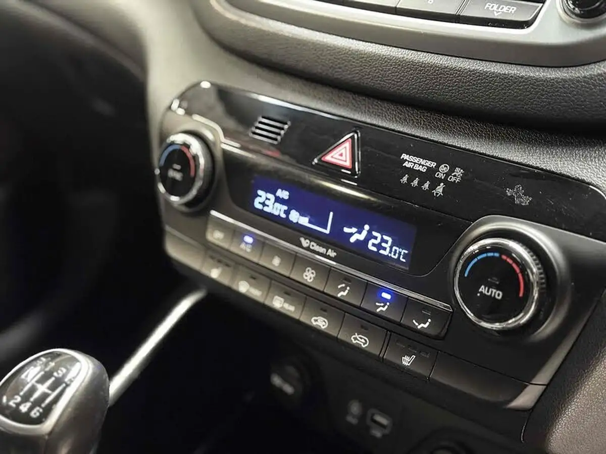 2016-hyundai-tucson-17crdi-blue-drive-se-116ps-big-9