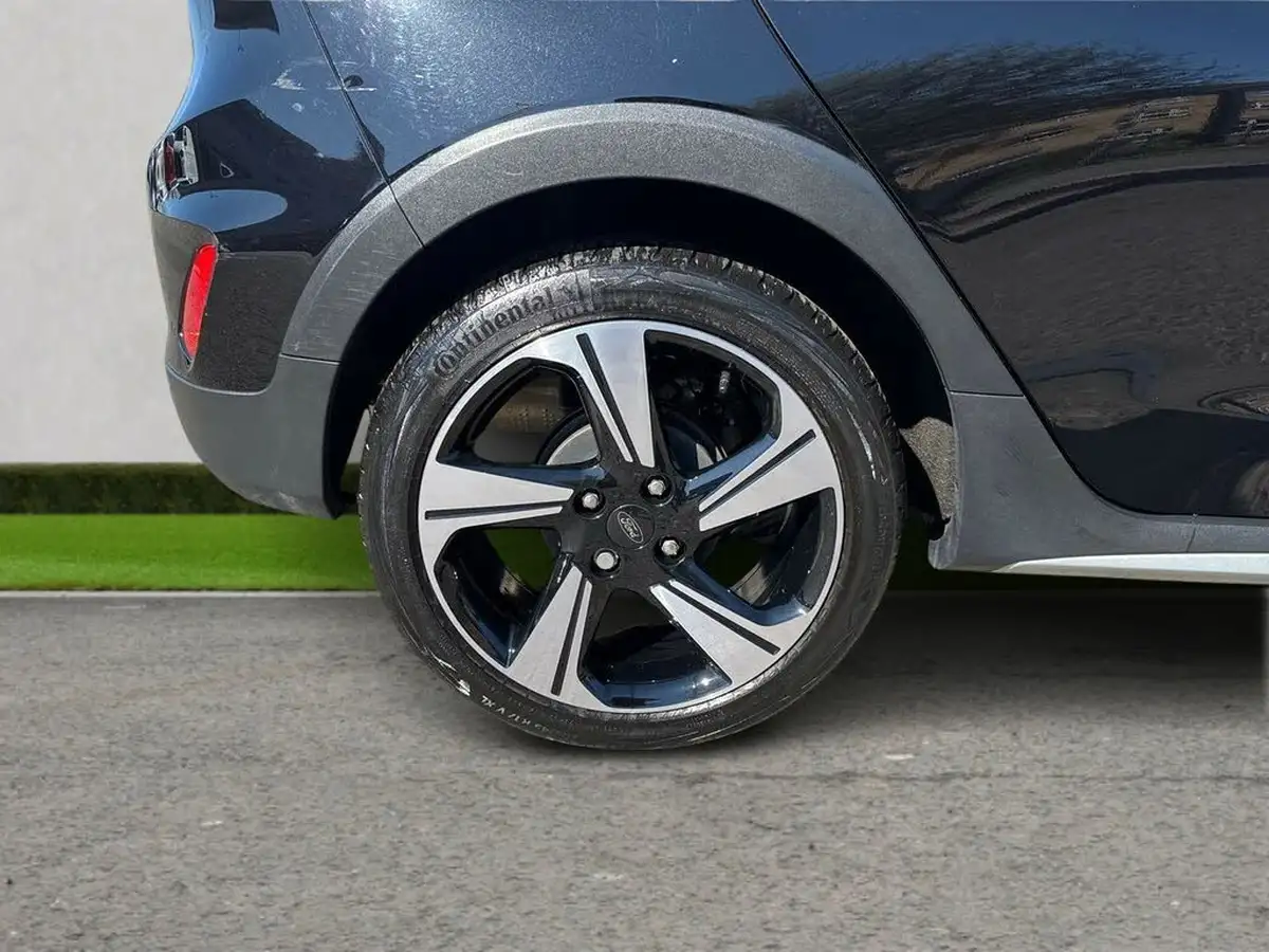 2023-ford-fiesta-10t-active-125ps-hybrid-mhev-big-8