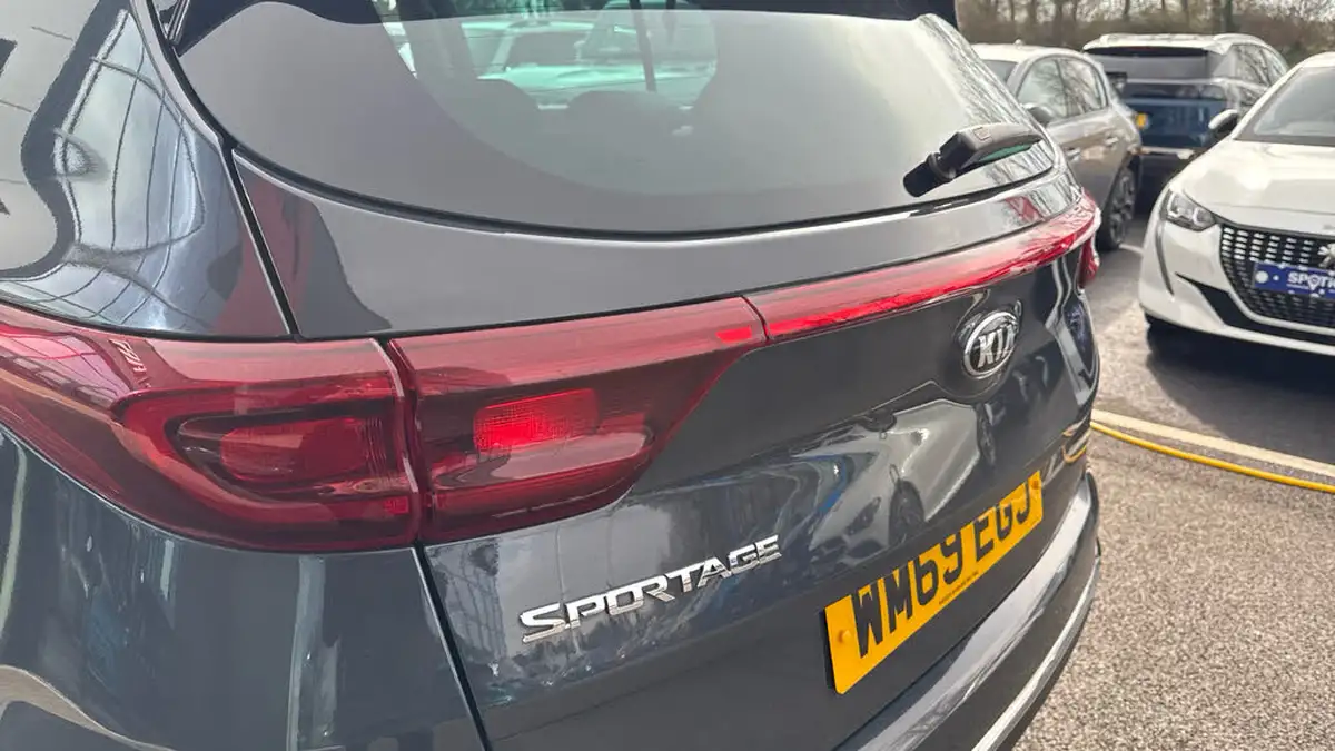 2020-kia-sportage-16-gdi-2-big-44