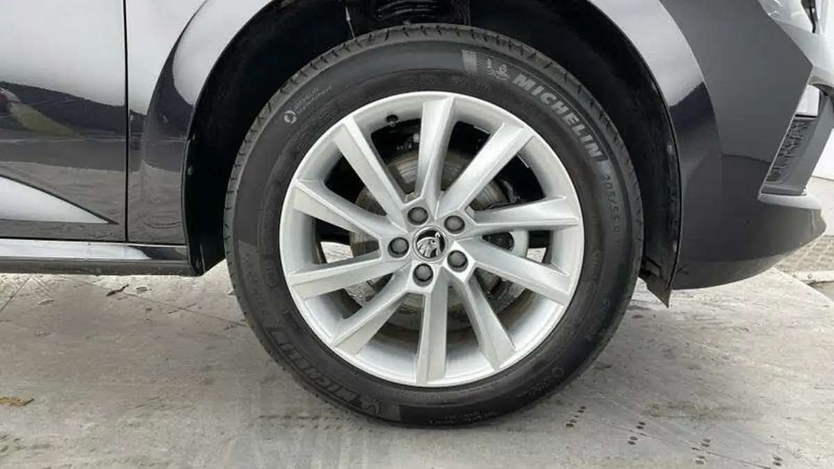 2024-skoda-kamiq-10-tsi-se-116ps-big-4