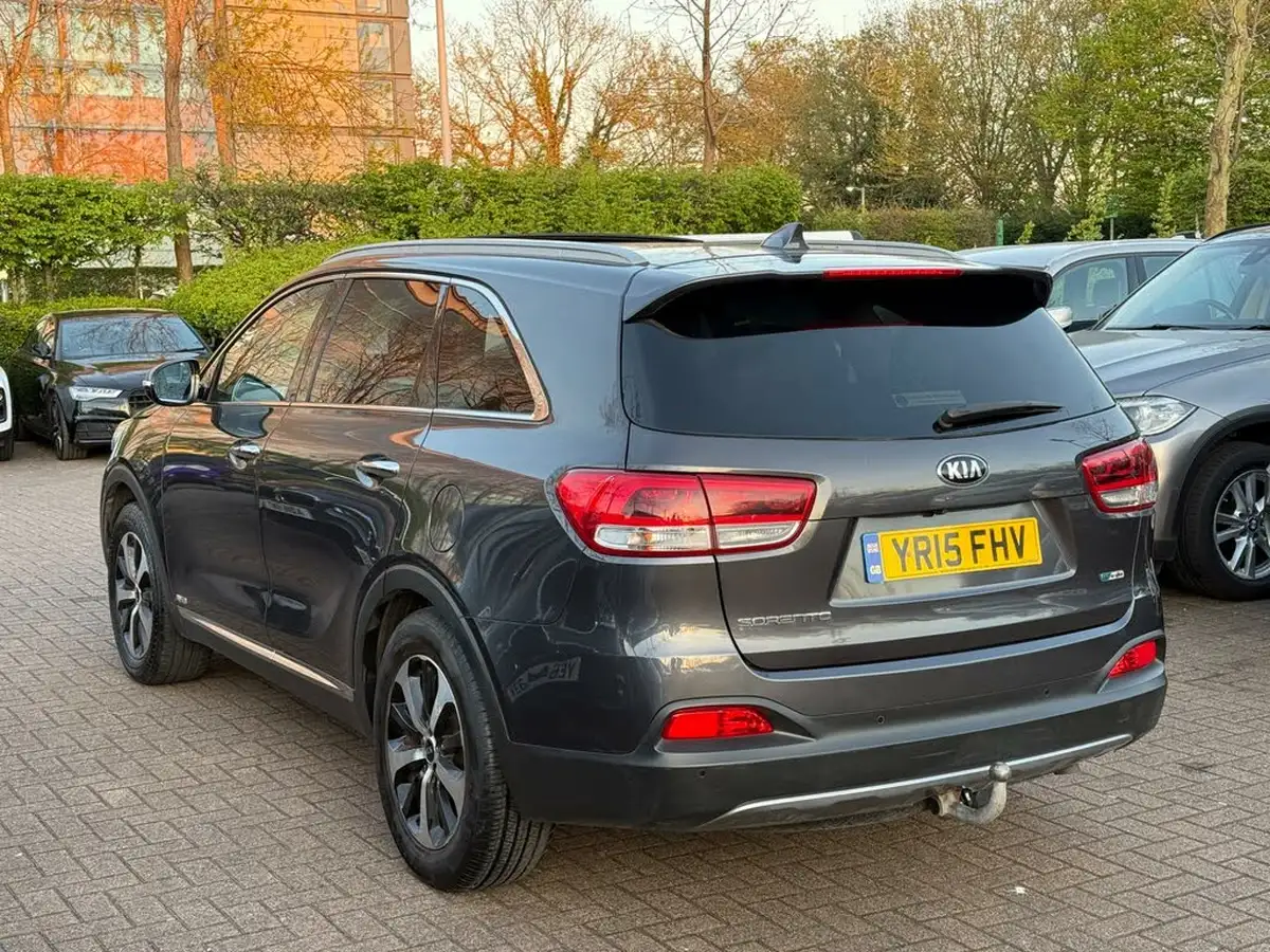 2015-kia-sorento-22-crdi-kx-3-197bhp-awd-isg-big-10