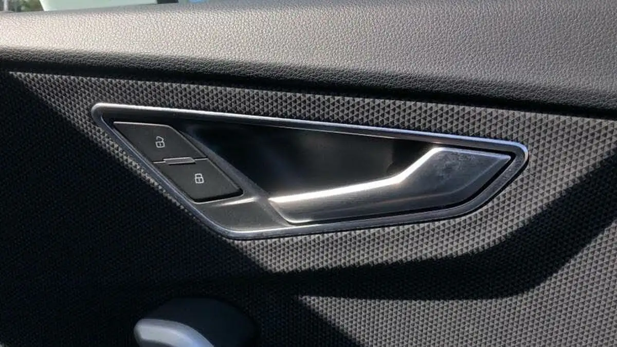 2023-audi-q2-15-35-tfsi-sport-big-22