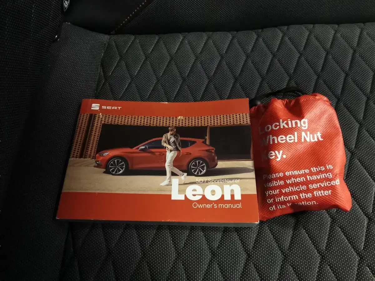 2021-seat-leon-15-tsi-evo-fr-130ps-estate-big-35