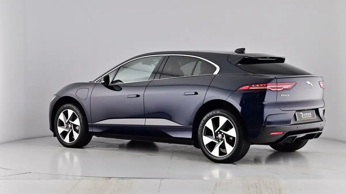 2022-jaguar-i-pace-ev400-se-big-67