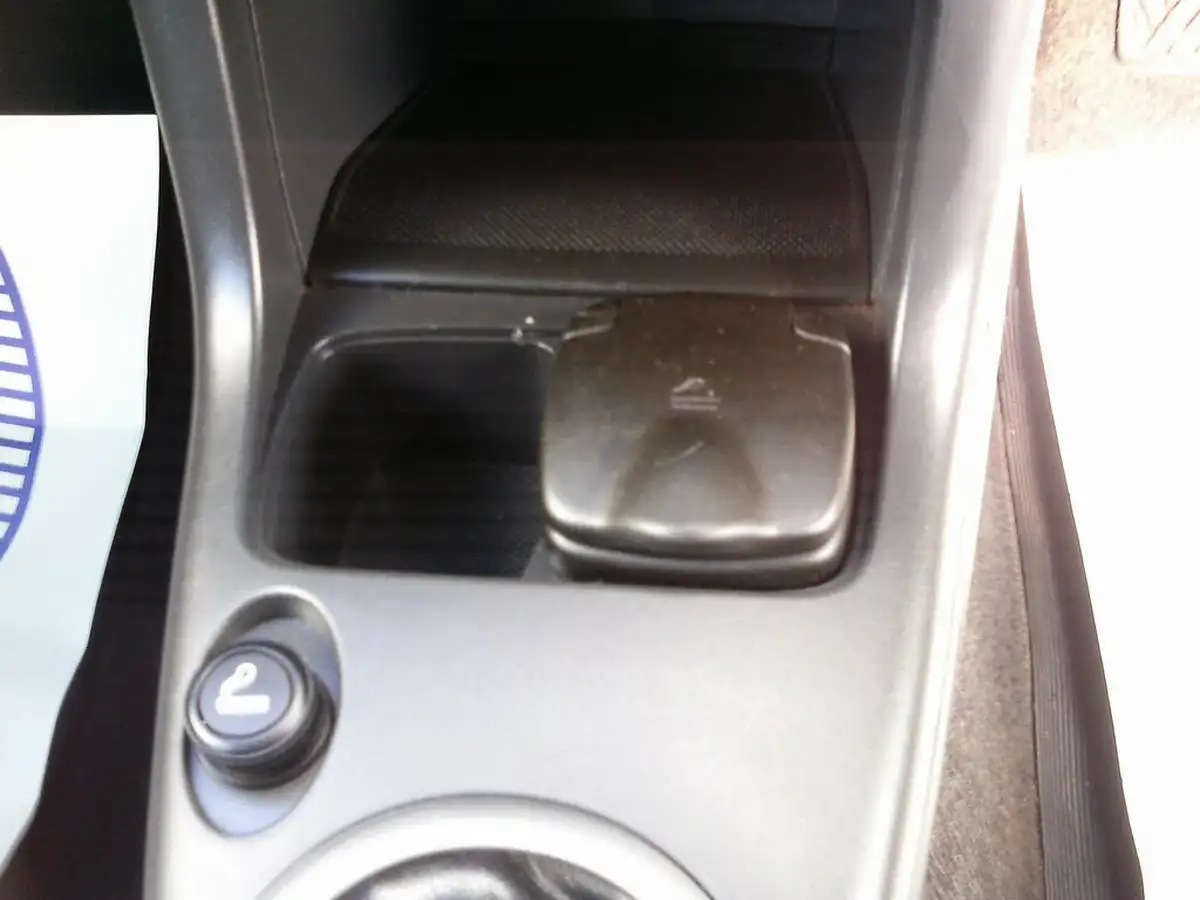 2008-suzuki-swift-15-glx-3d-big-6