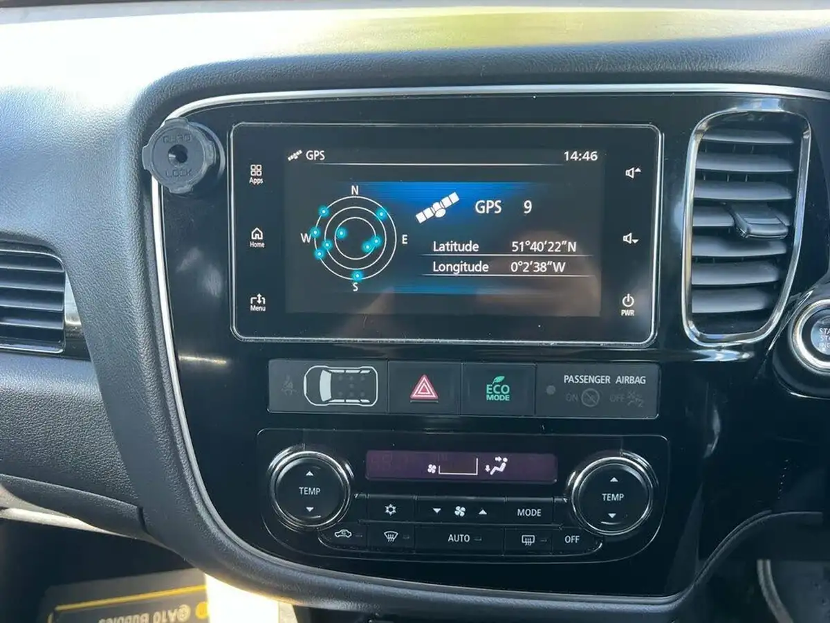 2018-mitsubishi-outlander-22di-d-4-leather-auto-big-26