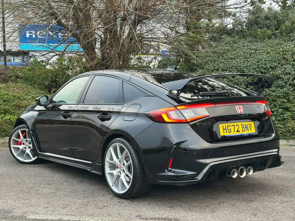 2023-honda-civic-20-i-vtec-type-r-big-40