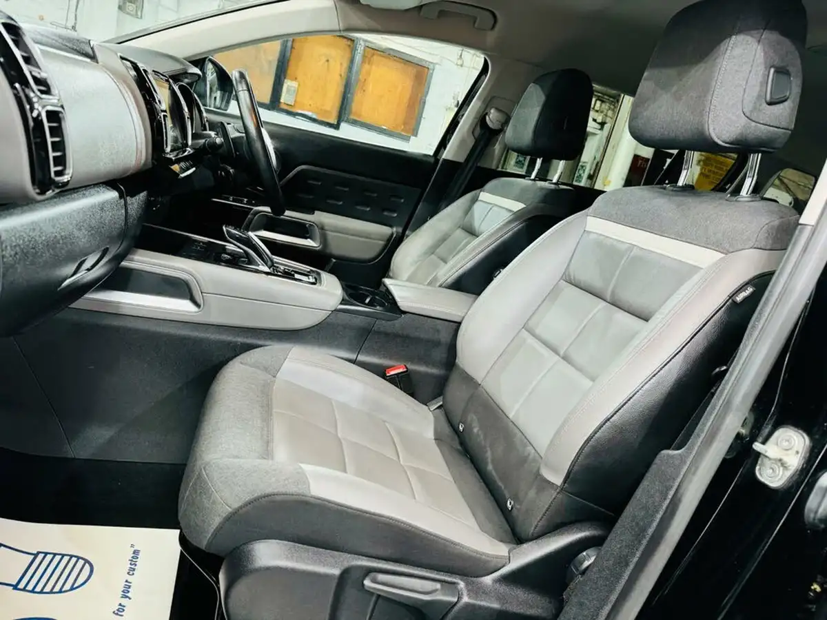 2019-citroen-c5-aircross-16-puretech-flair-big-12