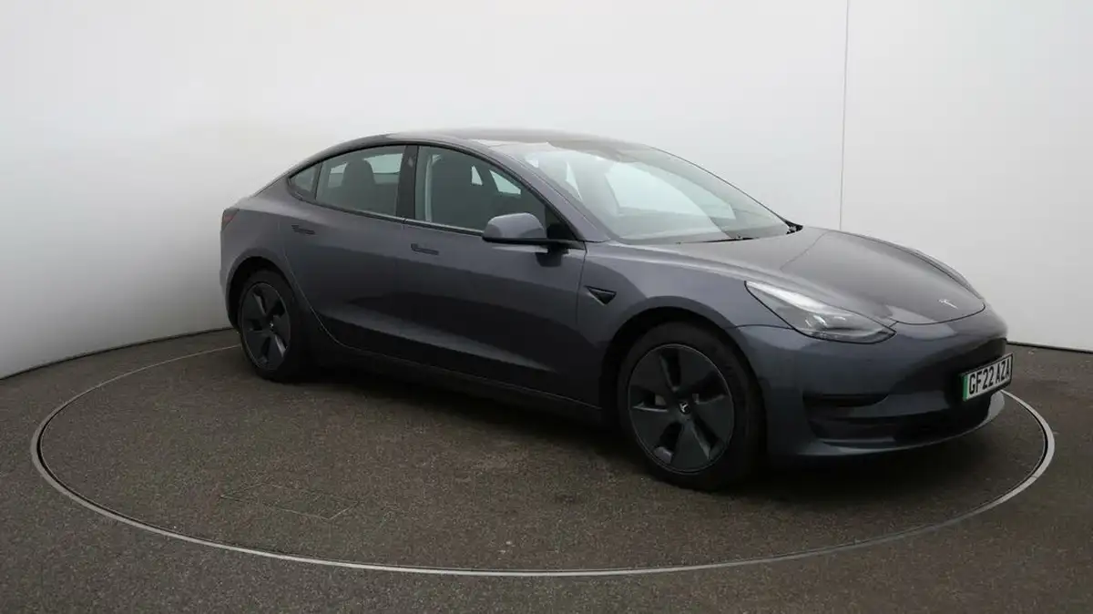 2021-tesla-model-3-e-standard-plus-big-35