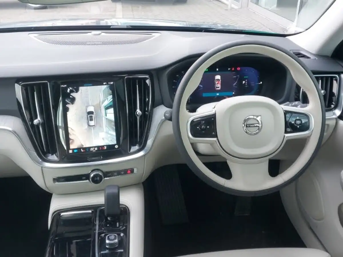 2024-volvo-v60-20-t8-ultra-big-6