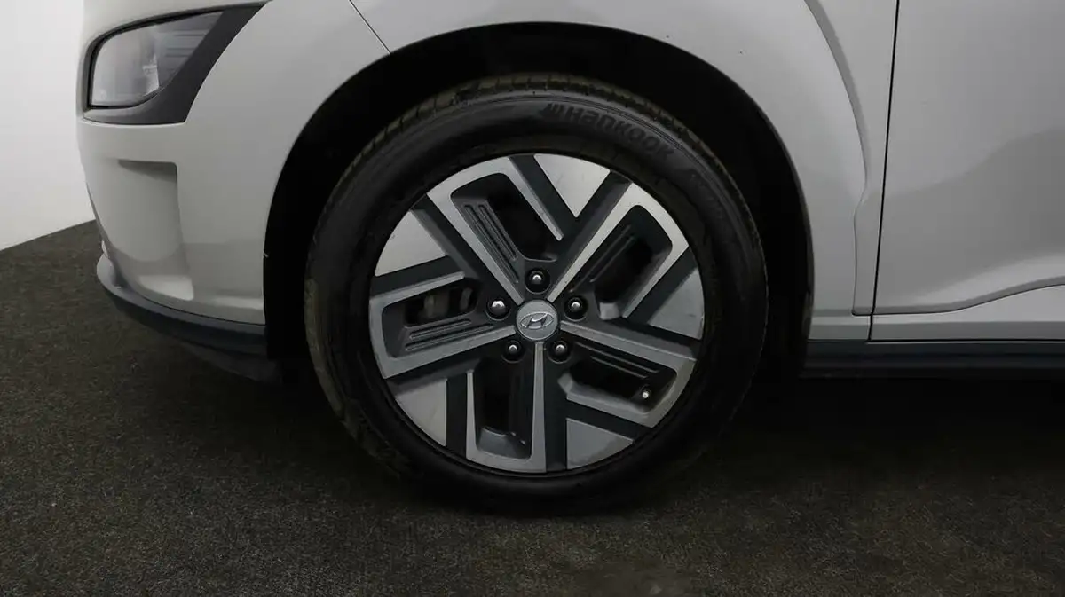 2021-hyundai-kona-e-se-connect-big-17