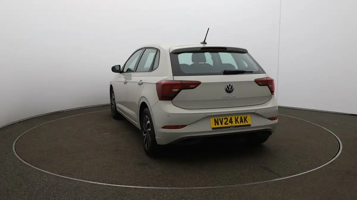 2024-volkswagen-polo-10-tsi-life-big-51