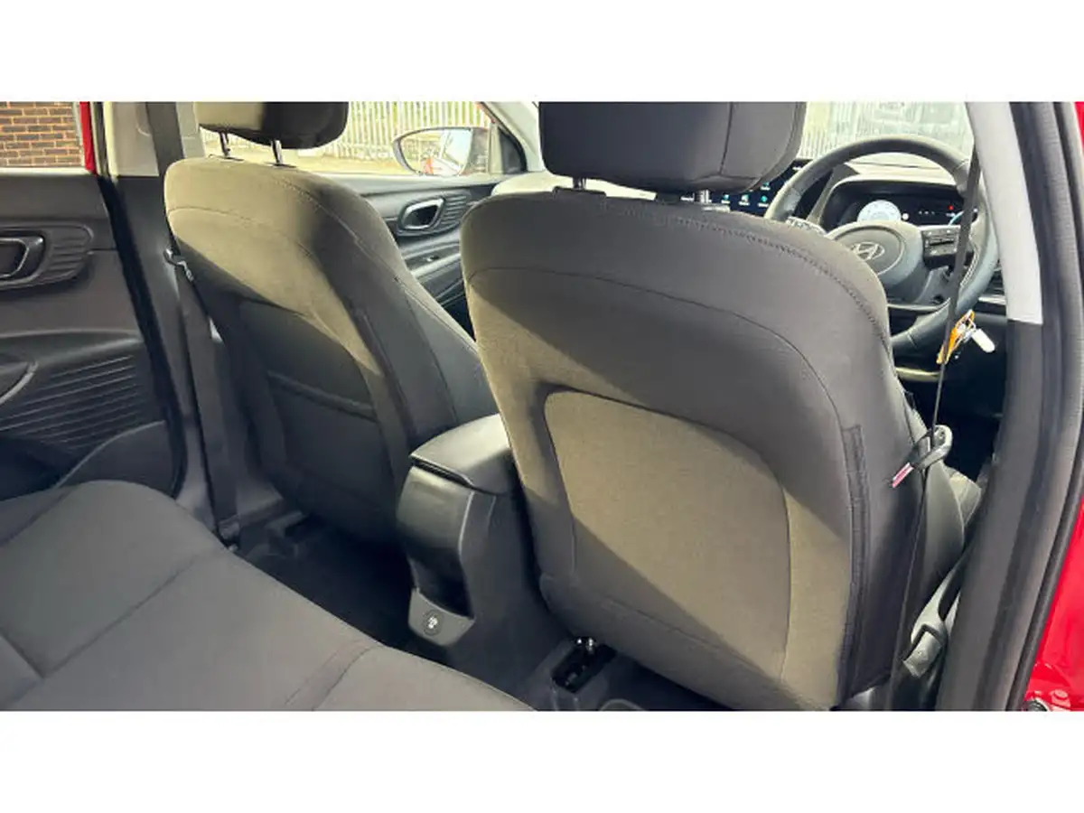 2024-hyundai-i20-10-t-gdi-premium-big-67