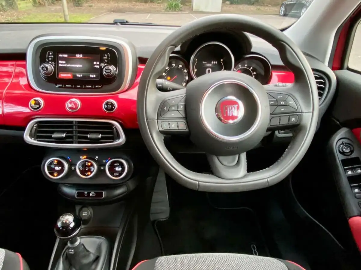 2016-fiat-500x-14-multiair-pop-star-big-17