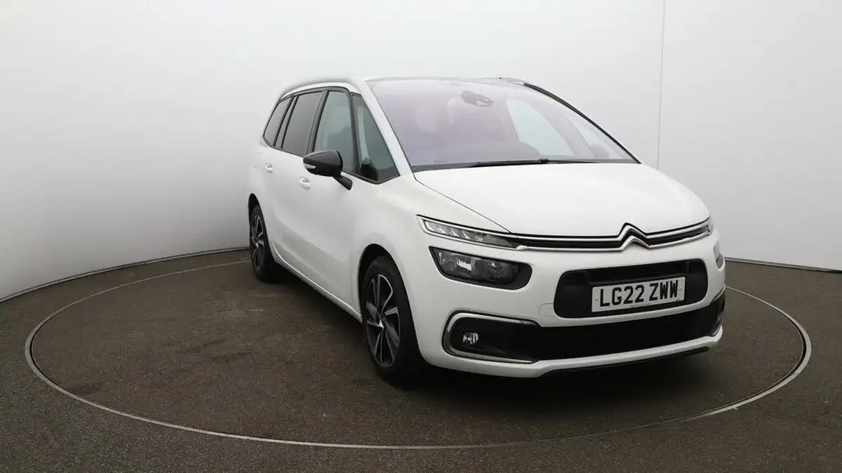2022-citroen-grand-c4-spacetourer-12-puretech-sense-eat8-big-35