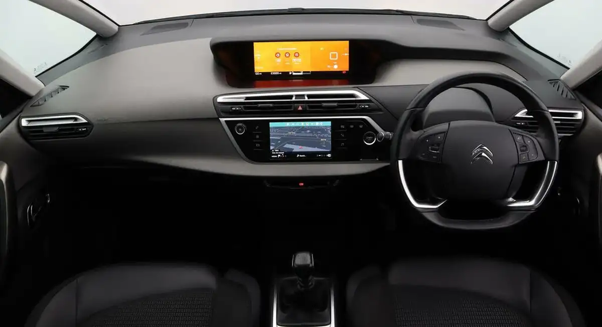 2022-citroen-grand-c4-spacetourer-12-puretech-sense-eat8-big-13