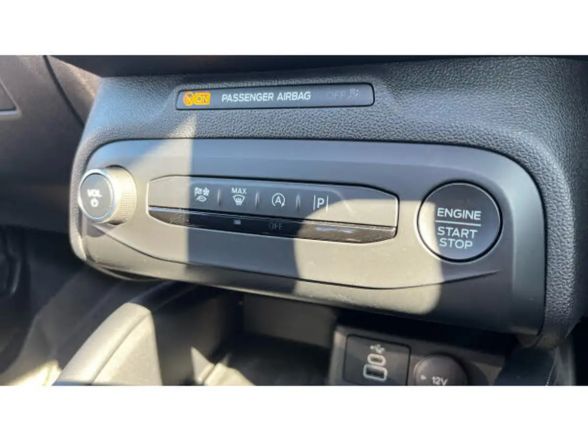2022-ford-focus-10t-st-line-vignale-155ps-hybrid-mhev-estate-big-26