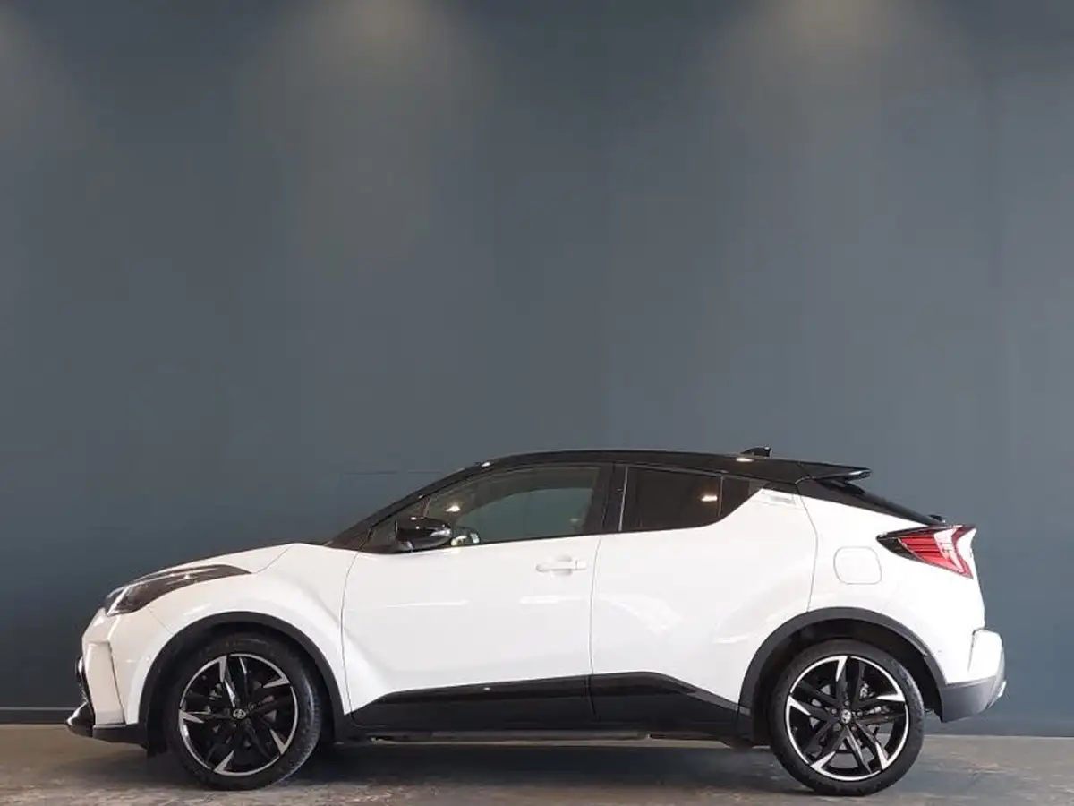 2023-toyota-c-hr-18-vvt-i-gr-sport-big-3