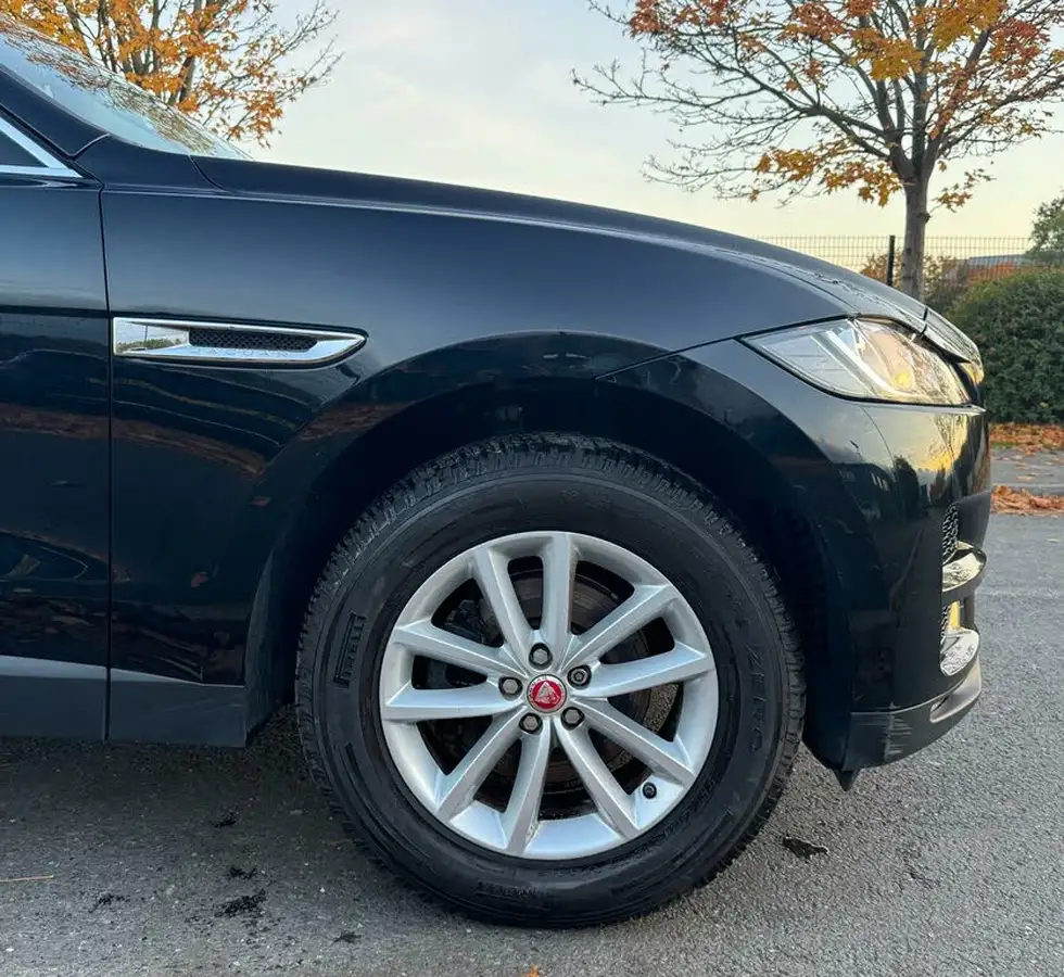2017-jaguar-f-pace-20-i4d-prestige-180ps-awd-auto-big-16