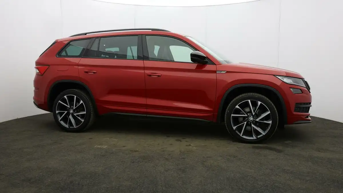 2019-skoda-kodiaq-20tdi-sportline-190ps-seats-scr-dsg-big-40