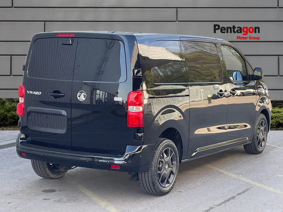 2025-vauxhall-vivaro-15td-pro-big-3