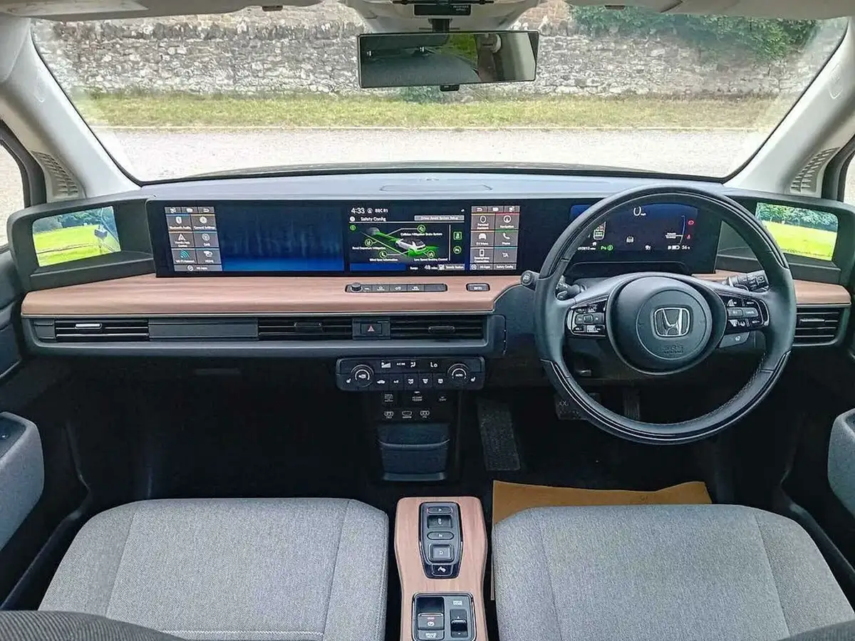 2021-honda-honda-e-e-advance-16in-big-3