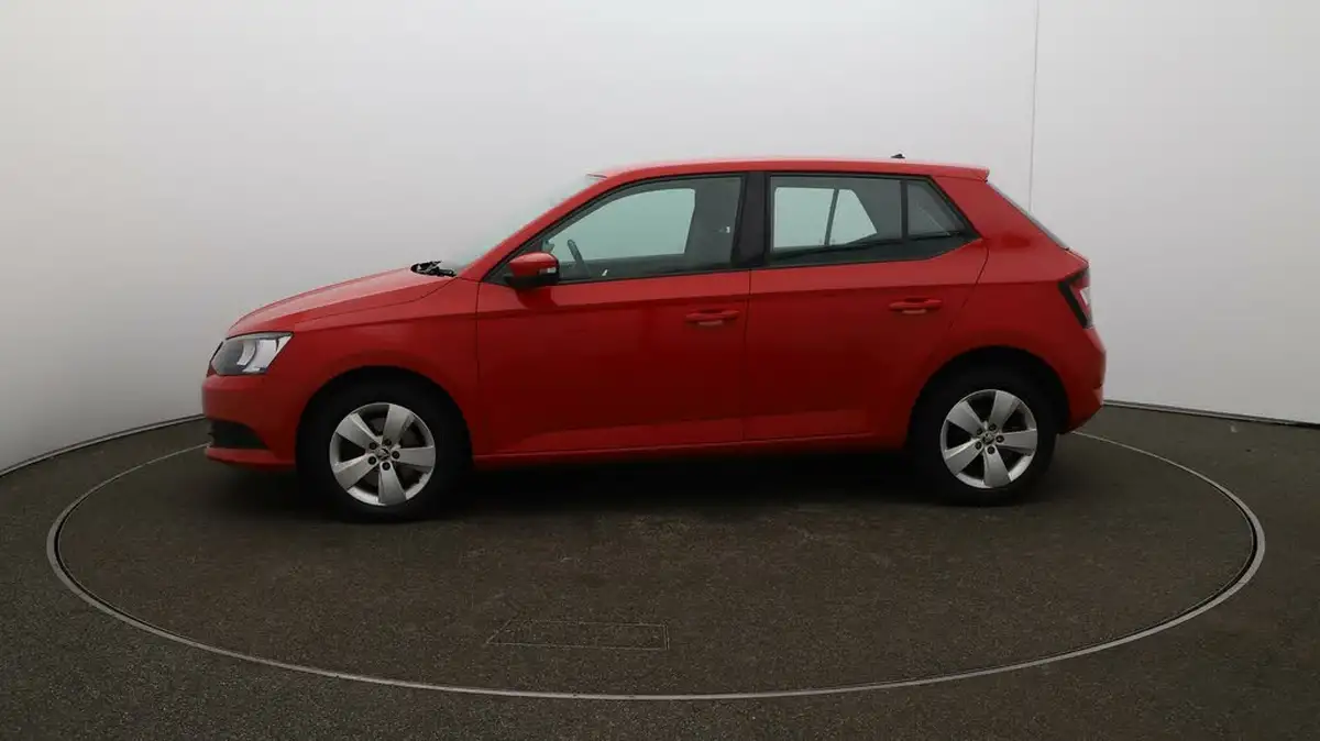 2018-skoda-fabia-10-tsi-se-109ps-ss-hatchback-dsg-big-4