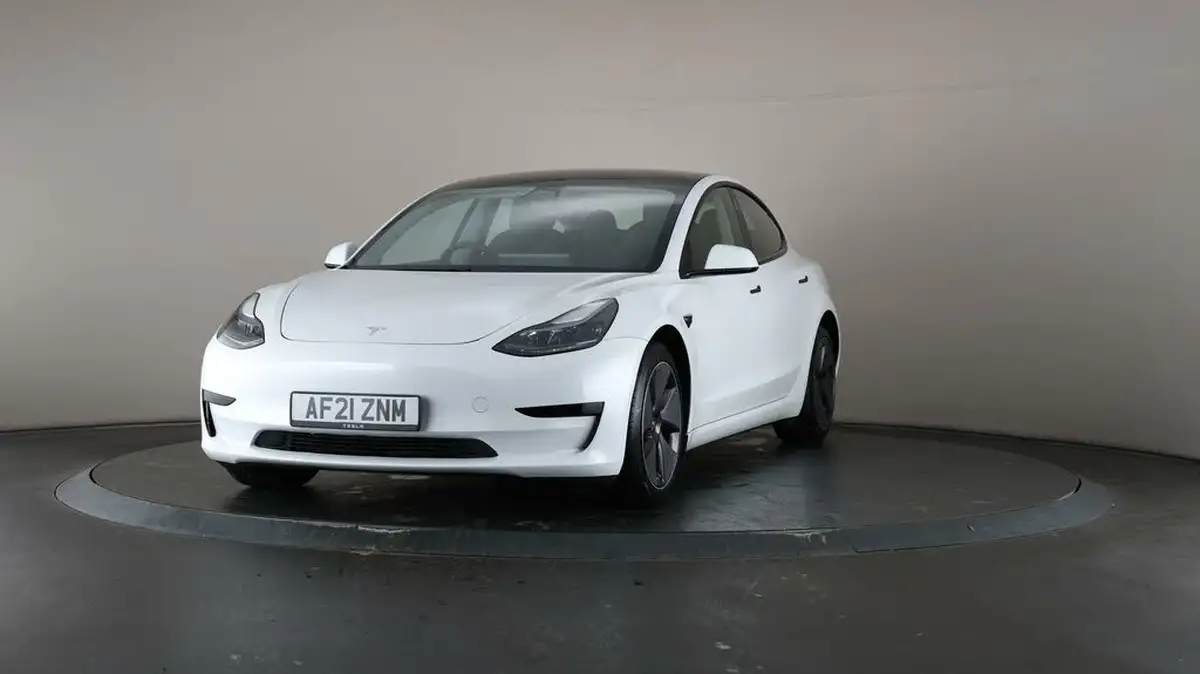 2021-tesla-model-3-e-standard-plus-big-38