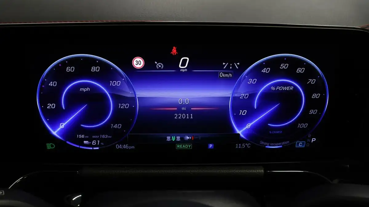 2024-mercedes-benz-eqa-e-eqa-350-amg-line-executive-big-9