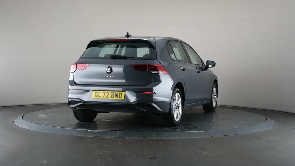2022-volkswagen-golf-15-tsi-life-130ps-hatchback-big-60