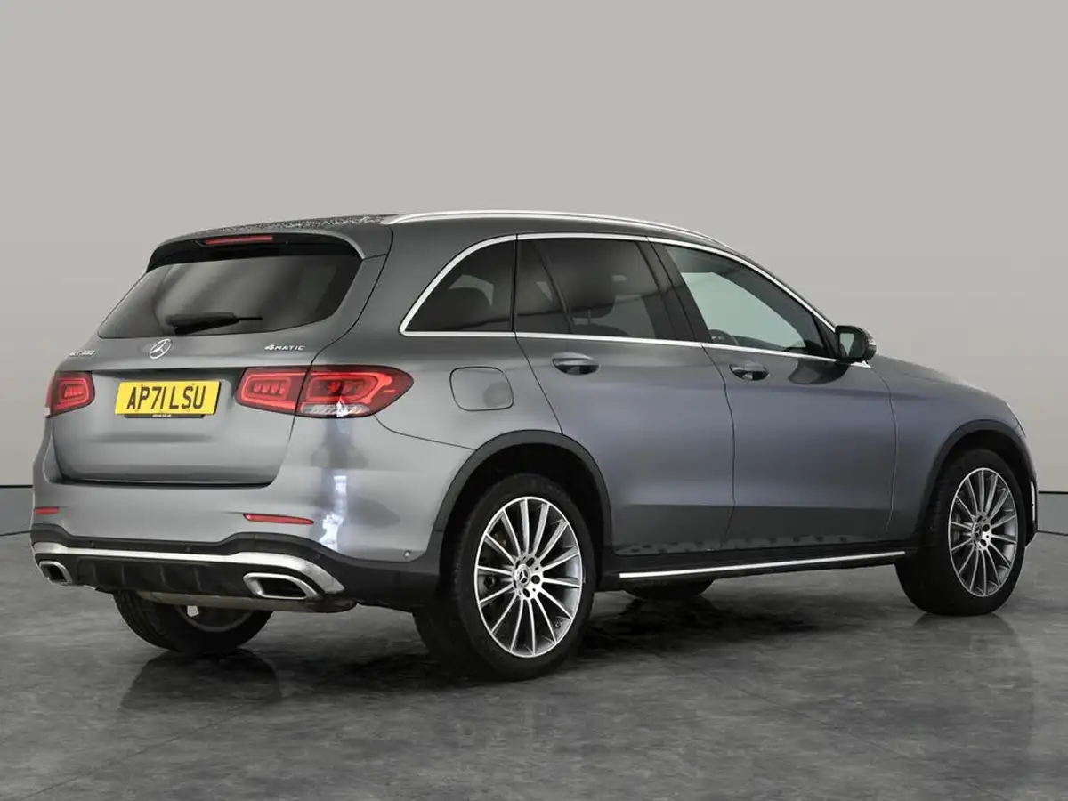 2022-mercedes-benz-glc-class-20-glc300-amg-line-premium-towing-station-wagon-5d-1991cc-big-5
