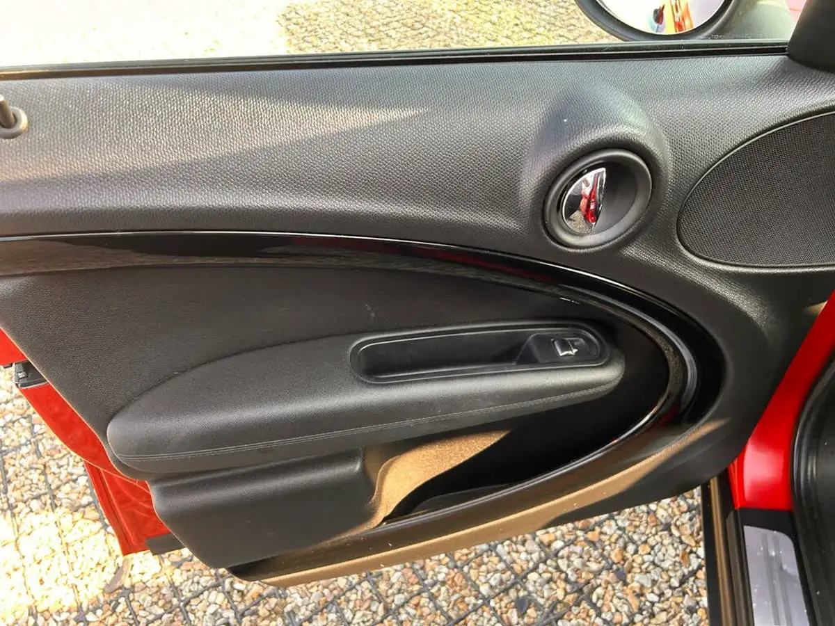 2014-mini-countryman-16-cooper-pepper-big-16