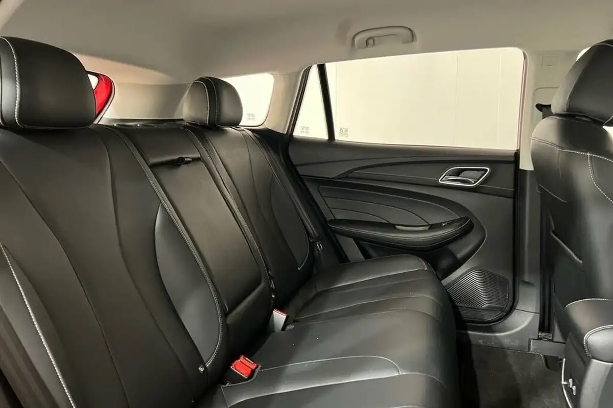 2020-mg-mg5-e-exclusive-ev-big-19