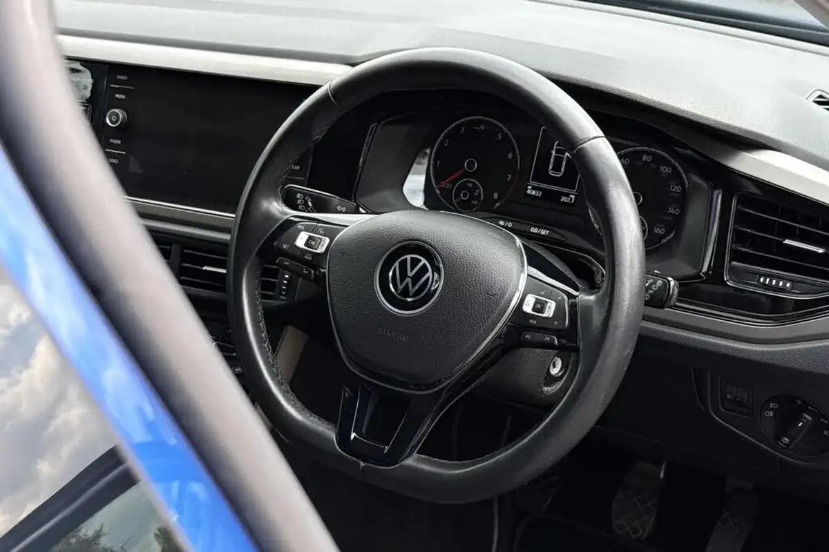 2021-volkswagen-polo-10-match-big-30