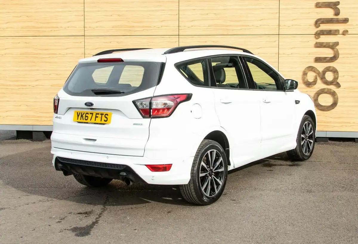 2017-ford-kuga-15t-st-line-150ps-ss-big-2