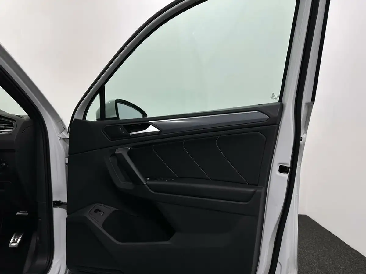 2019-volkswagen-tiguan-15-tsi-r-line-big-30