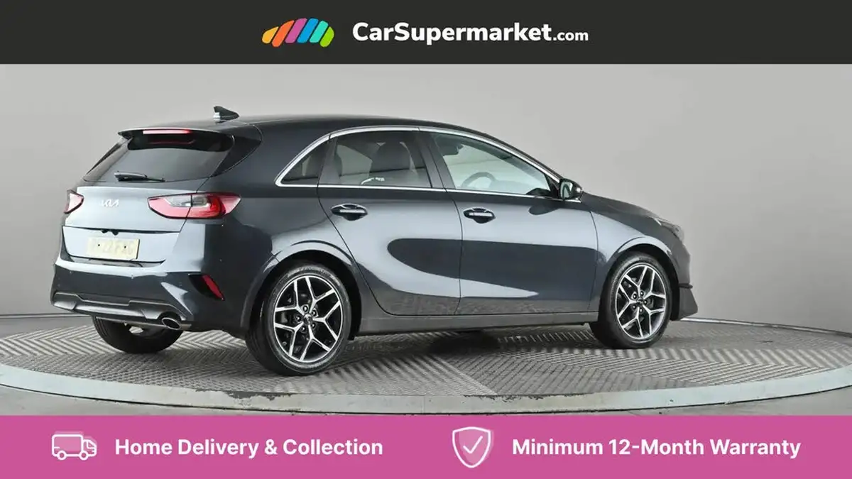 2022-kia-ceed-15-t-gdi-3-hatchback-big-5