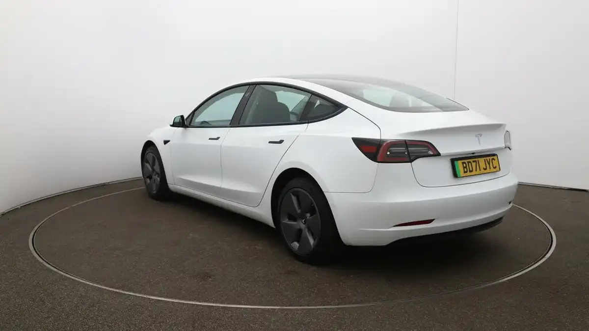 2021-tesla-model-3-e-standard-plus-big-53