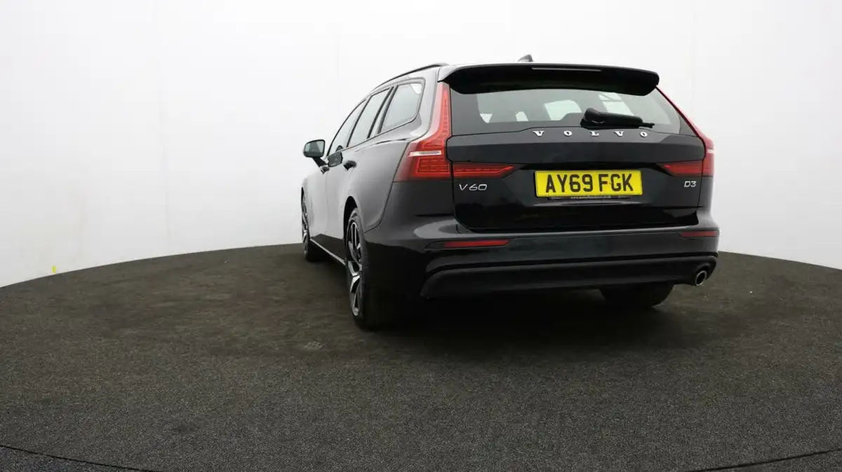 2019-volvo-v60-20td-d3-momentum-plus-geartronic-big-22
